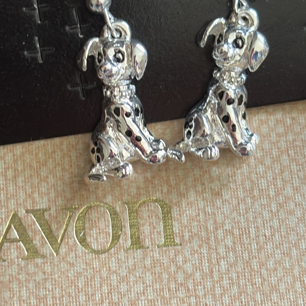 Vintage 90s Disney 101 Dalmatians Silver Dangle Earrings Puppy Drop Avon NIB - Picture 11 of 13